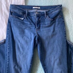 Women’s Levi’s Jeans